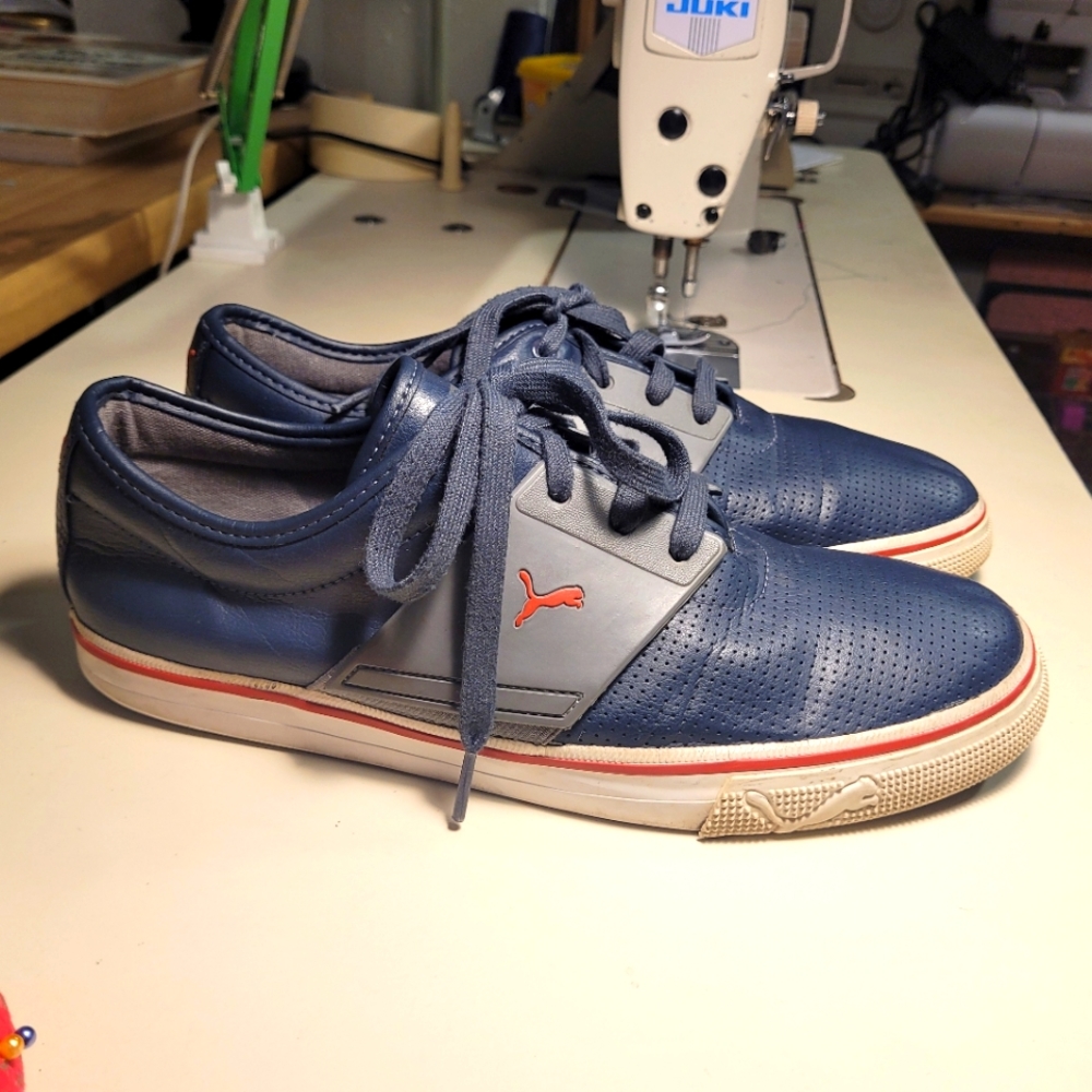 Men's lace up El Rey Puma  sneakers Blue and Grey size 10